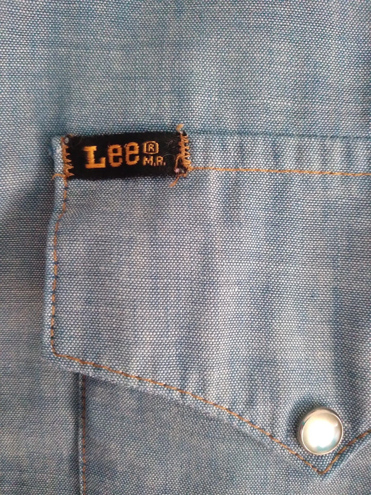 Vintage 50-60's LEE CHAMBRAY SHIRT embroidered MADE IN USA XXS