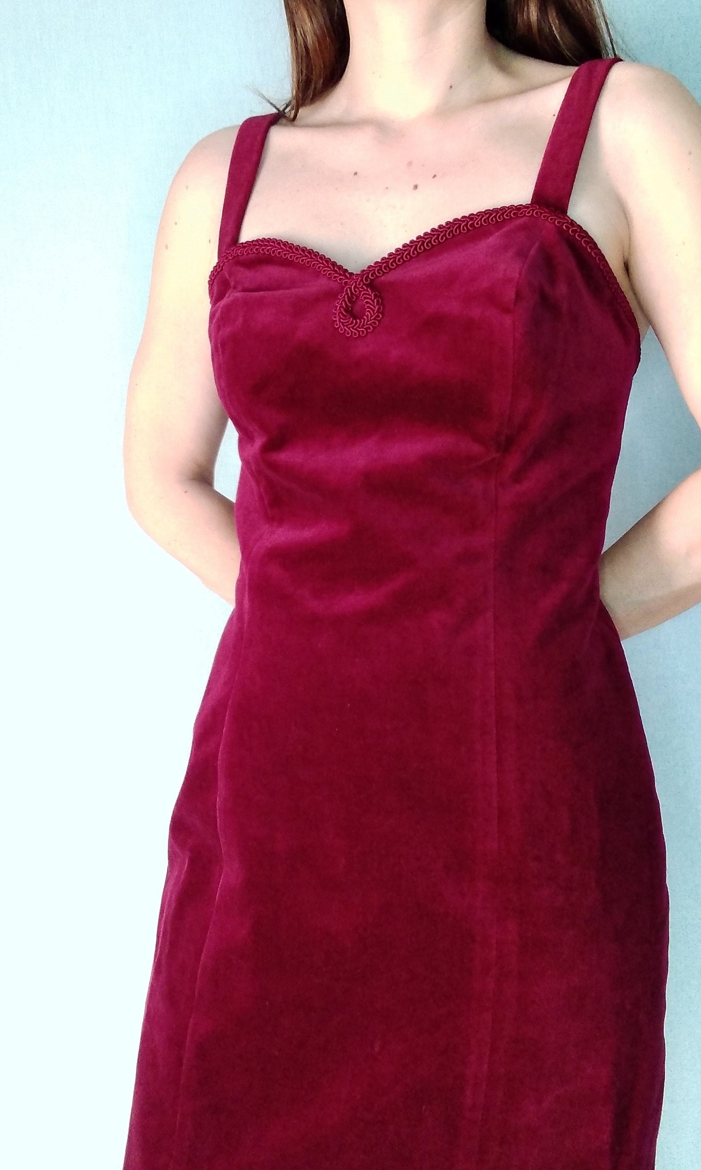 Vintage VELVET party minidress BURGUNDY made in spain sweetheart neck