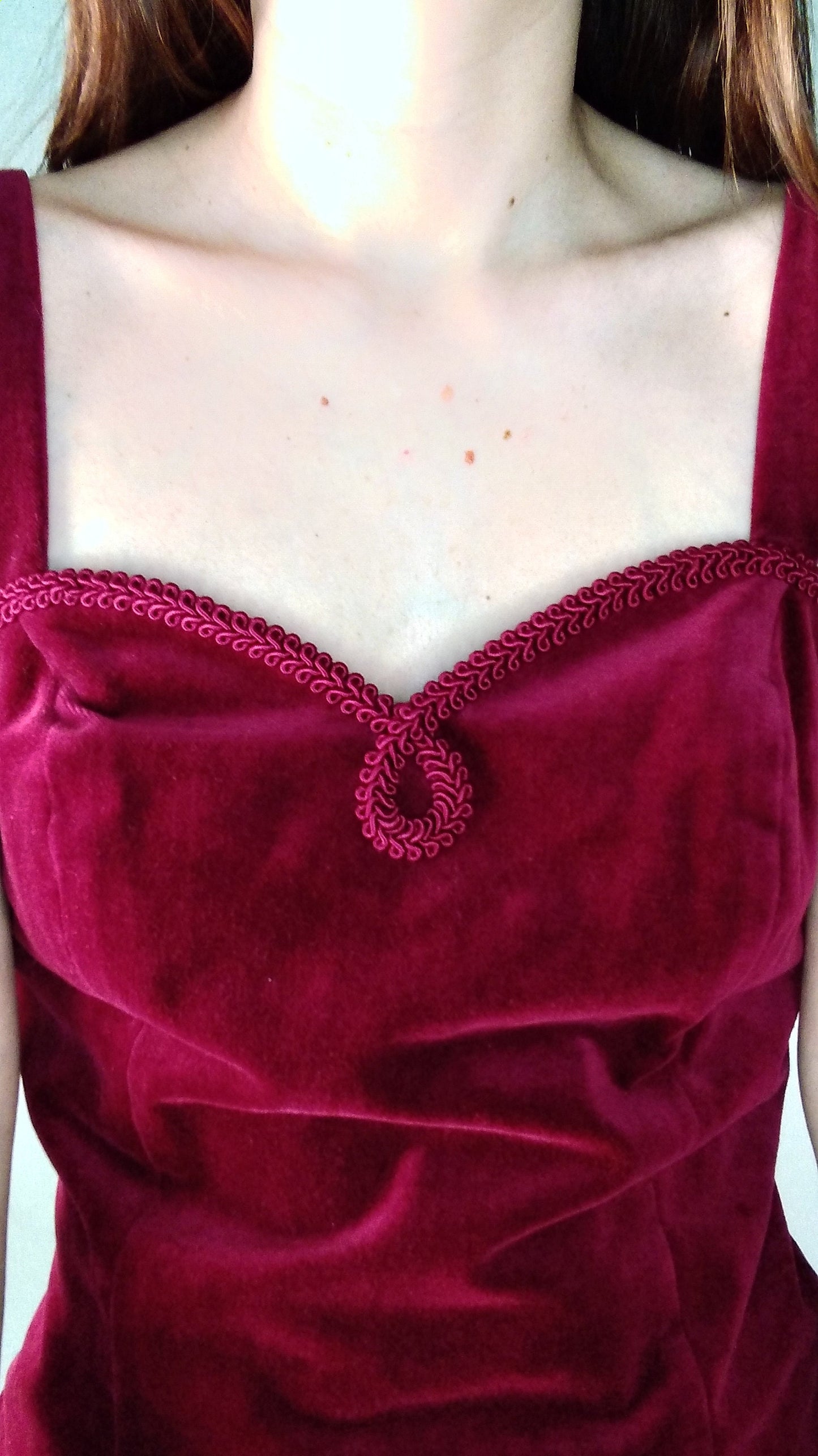 Vintage VELVET party minidress BURGUNDY made in spain sweetheart neck