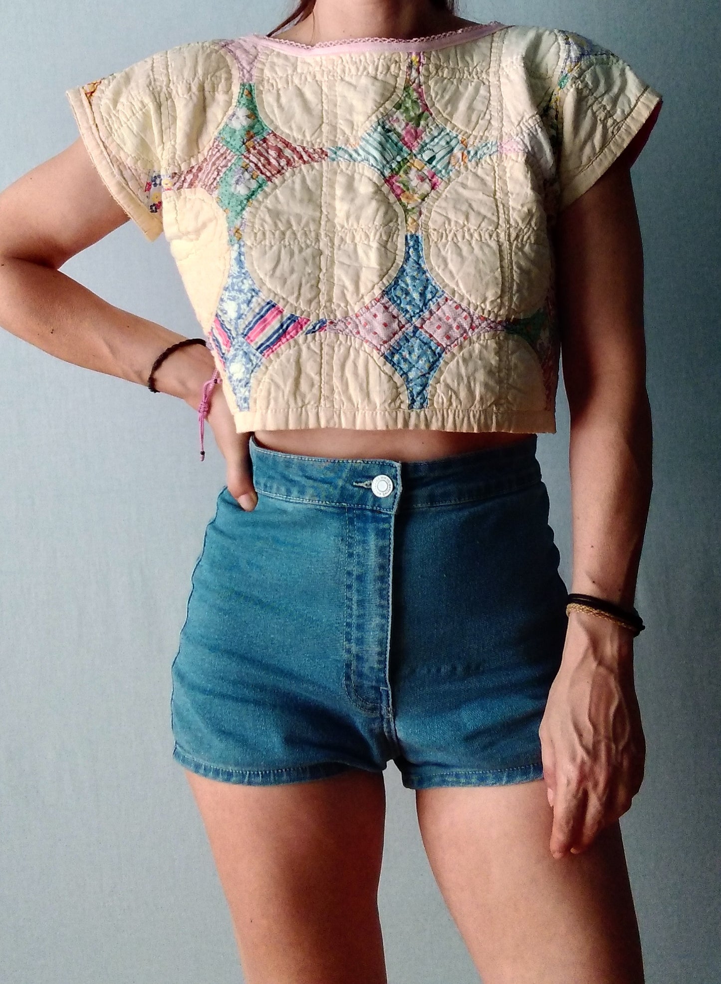 top hecho con retales de colcha vintage