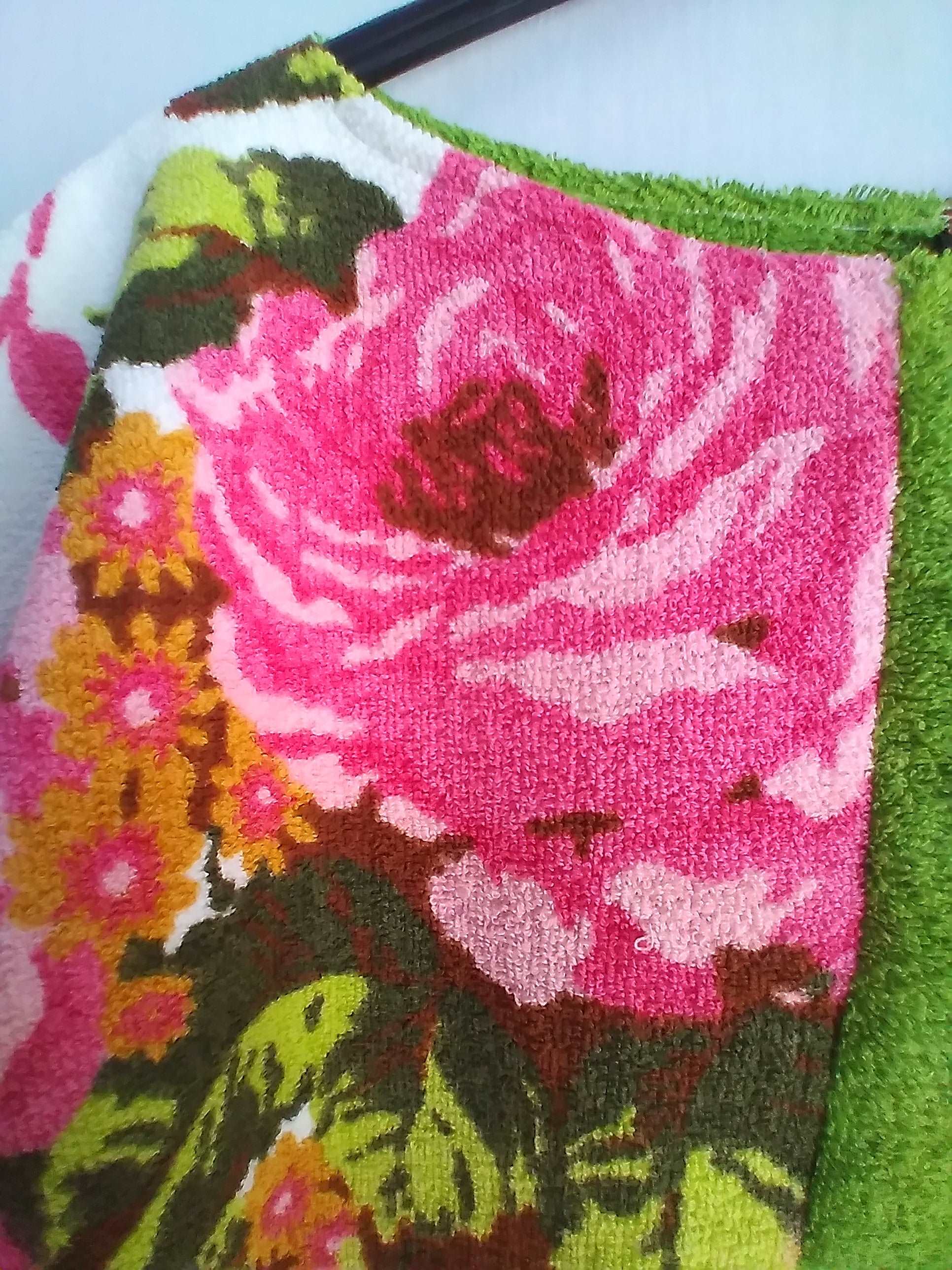 Roses and mantis vintage towel top