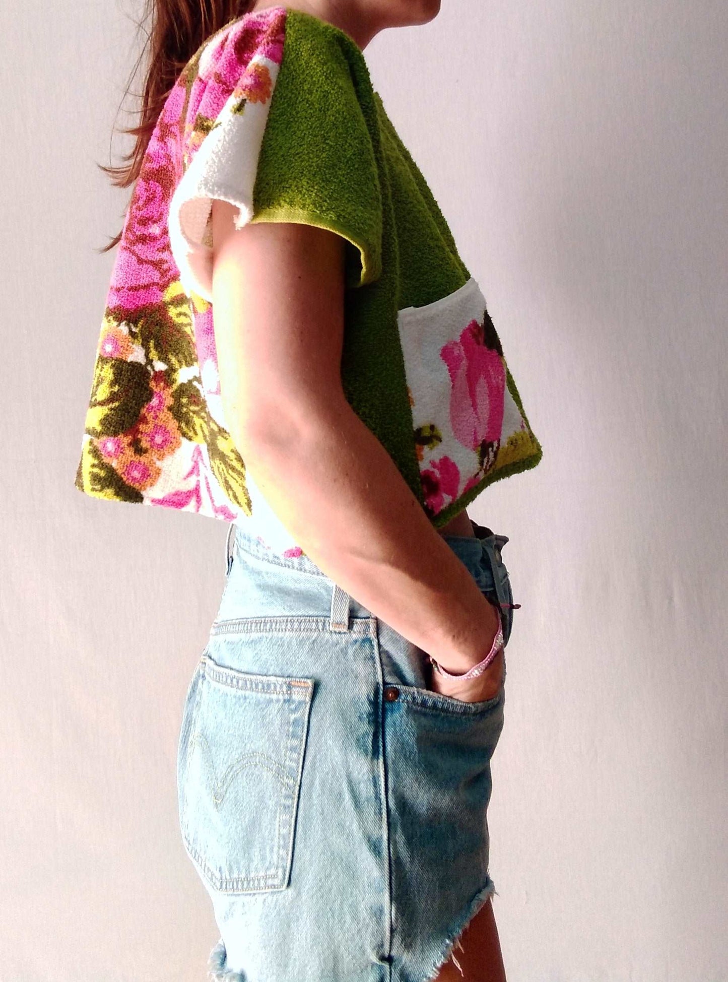 Roses and mantis vintage towel top