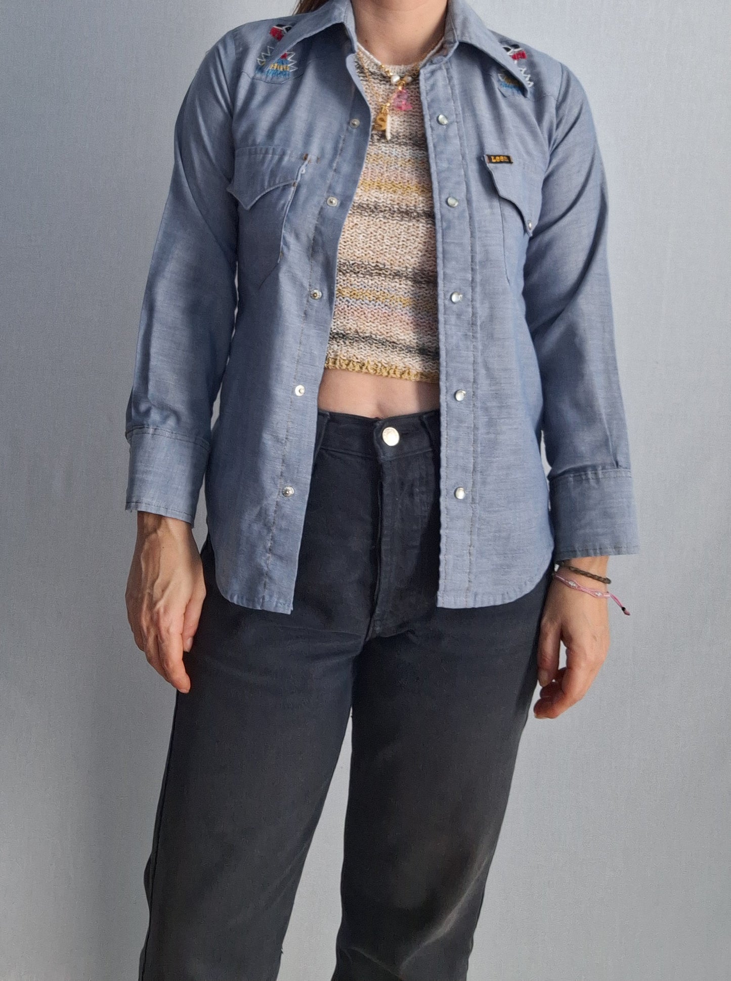 Vintage 50-60's LEE CHAMBRAY SHIRT embroidered MADE IN USA XXS