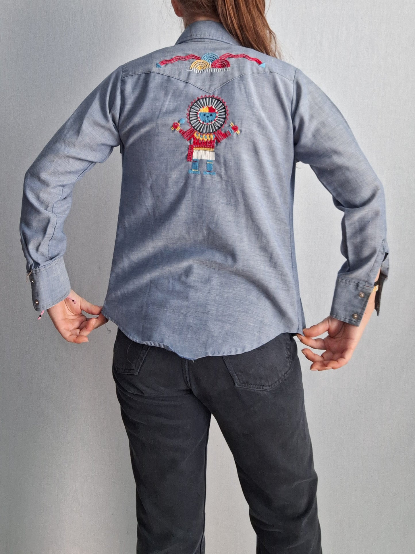 Vintage 50-60's LEE CHAMBRAY SHIRT embroidered MADE IN USA XXS