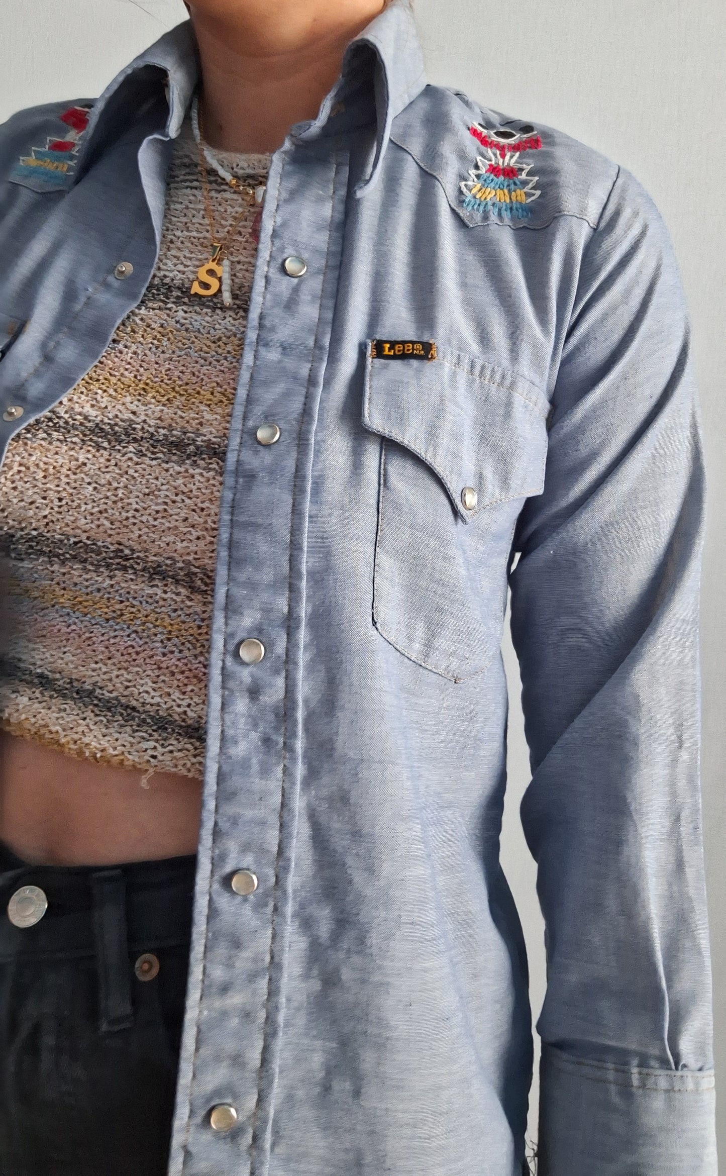 Vintage 50-60's LEE CHAMBRAY SHIRT embroidered MADE IN USA XXS