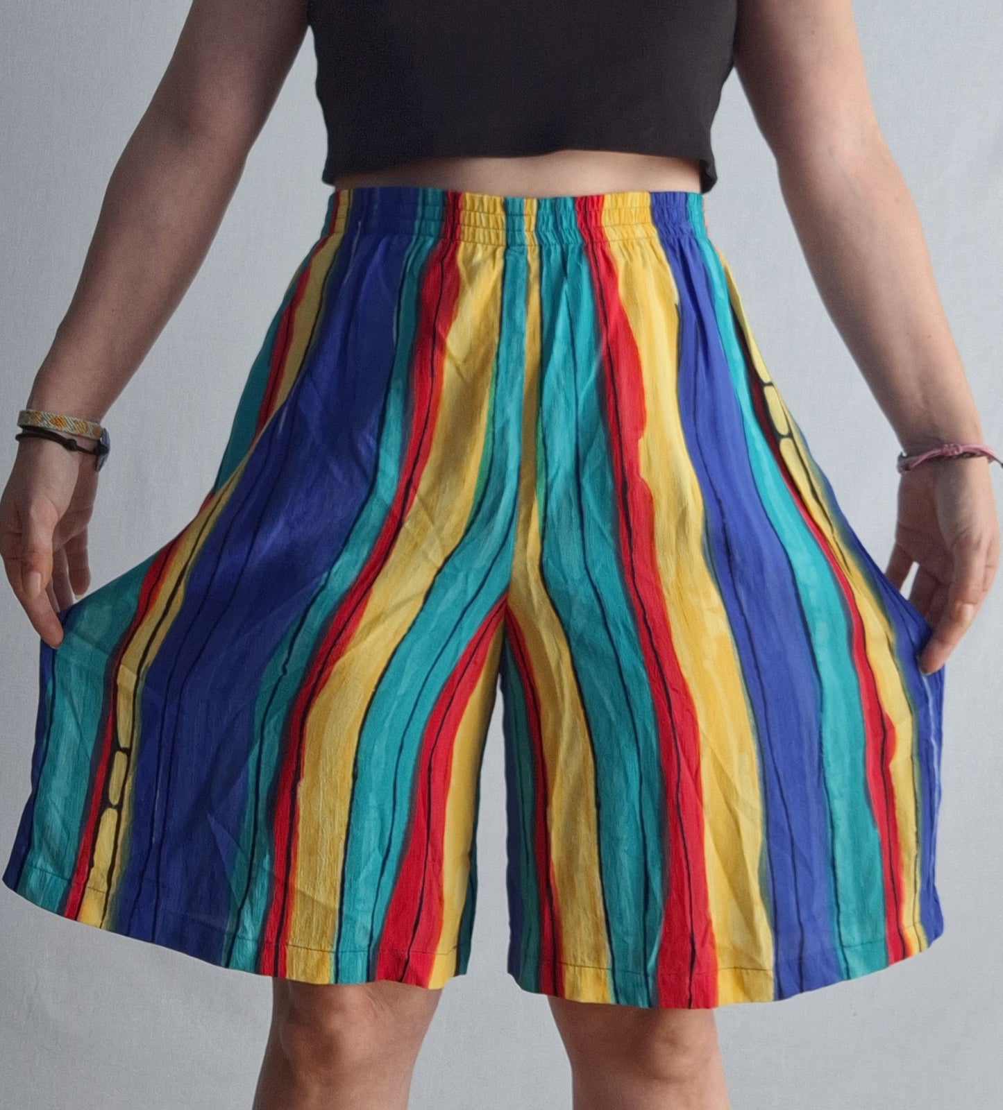 Vintage BETTY BARCLAY draped short COLOURFUL