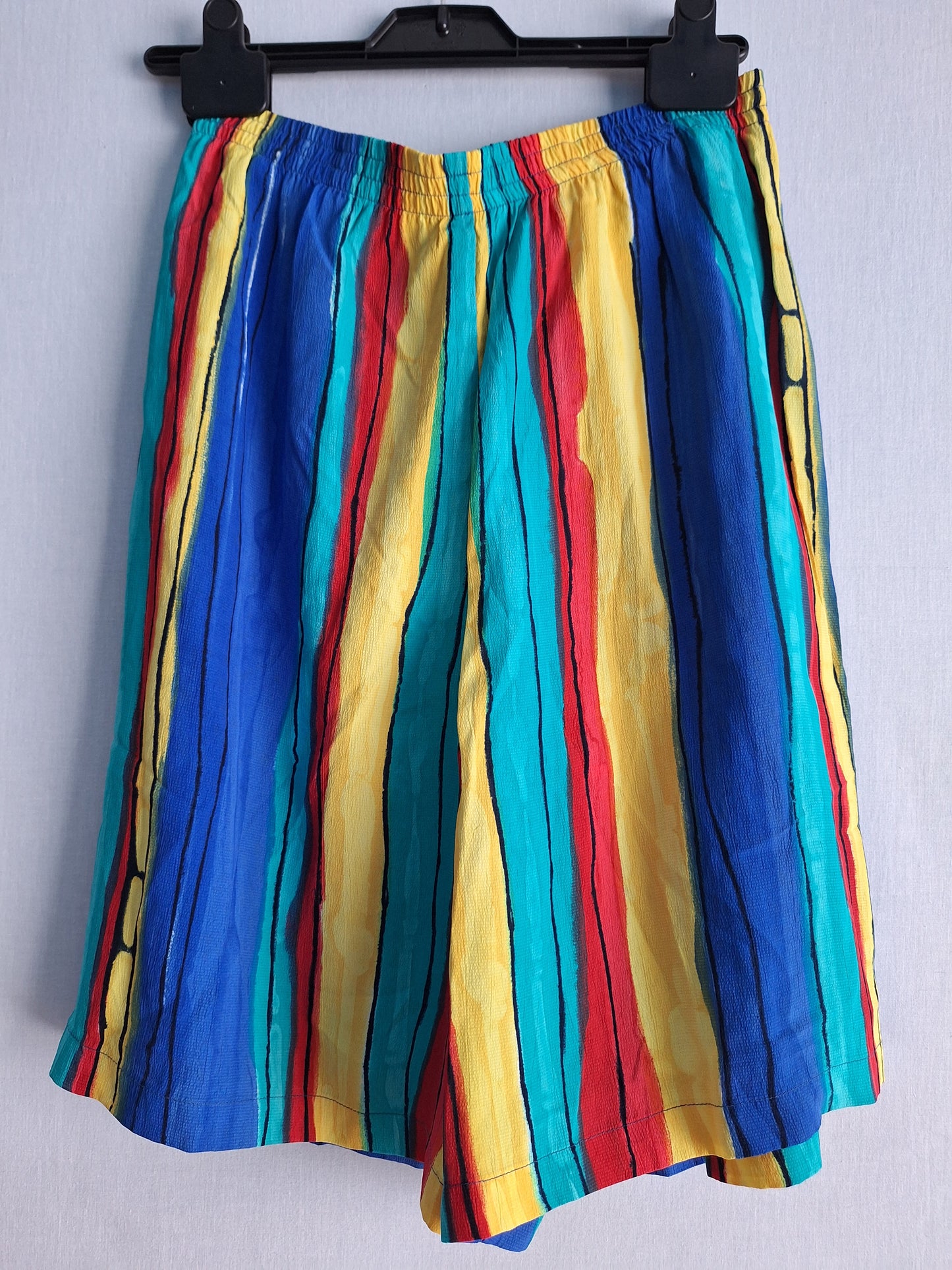 Vintage BETTY BARCLAY draped short COLOURFUL