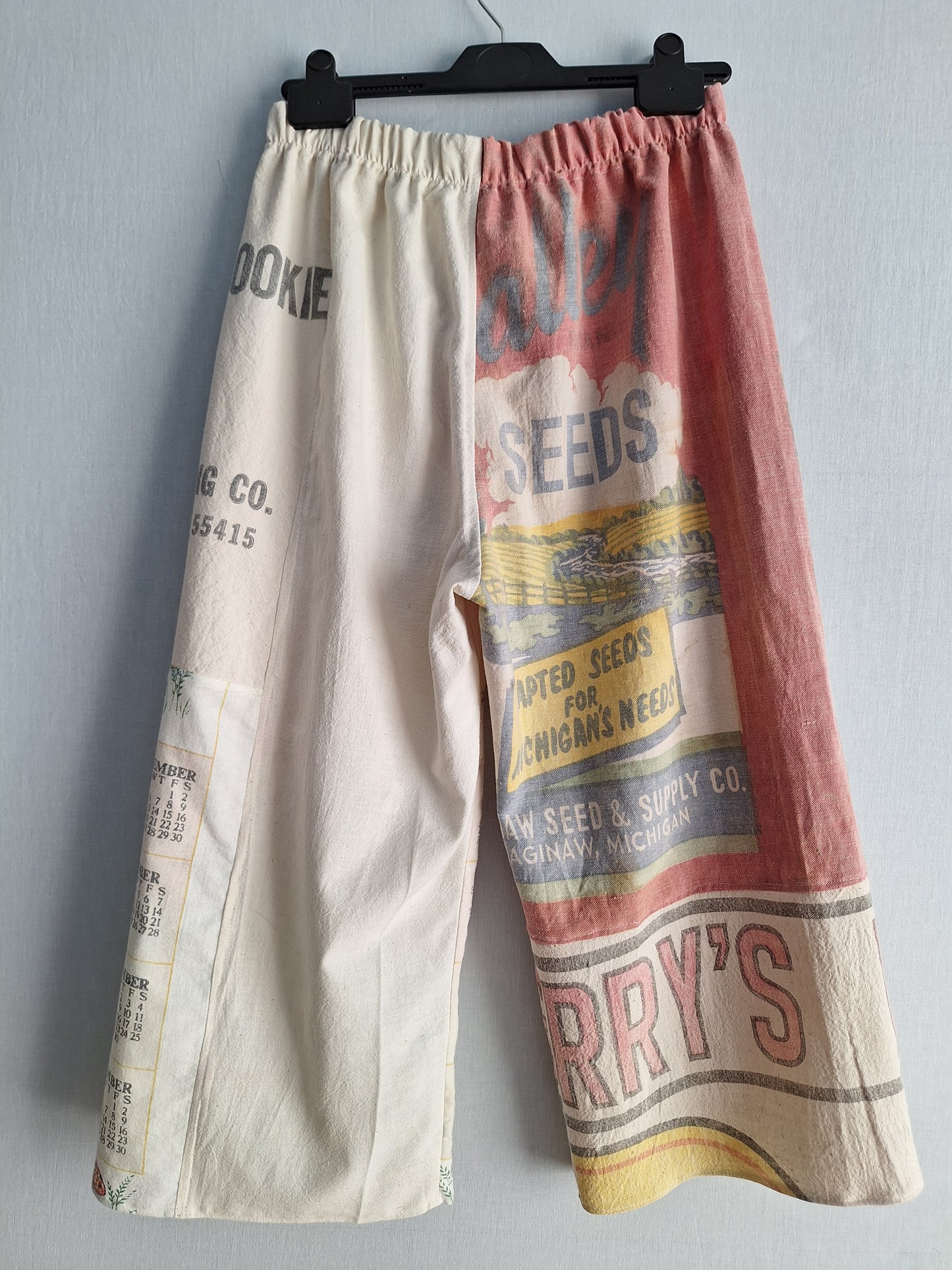 "SPECIAL COOKIE" 🍪 lounge pants. Made with 3 vintage feedsacks and 1 tea towel. FREE SHIPPING