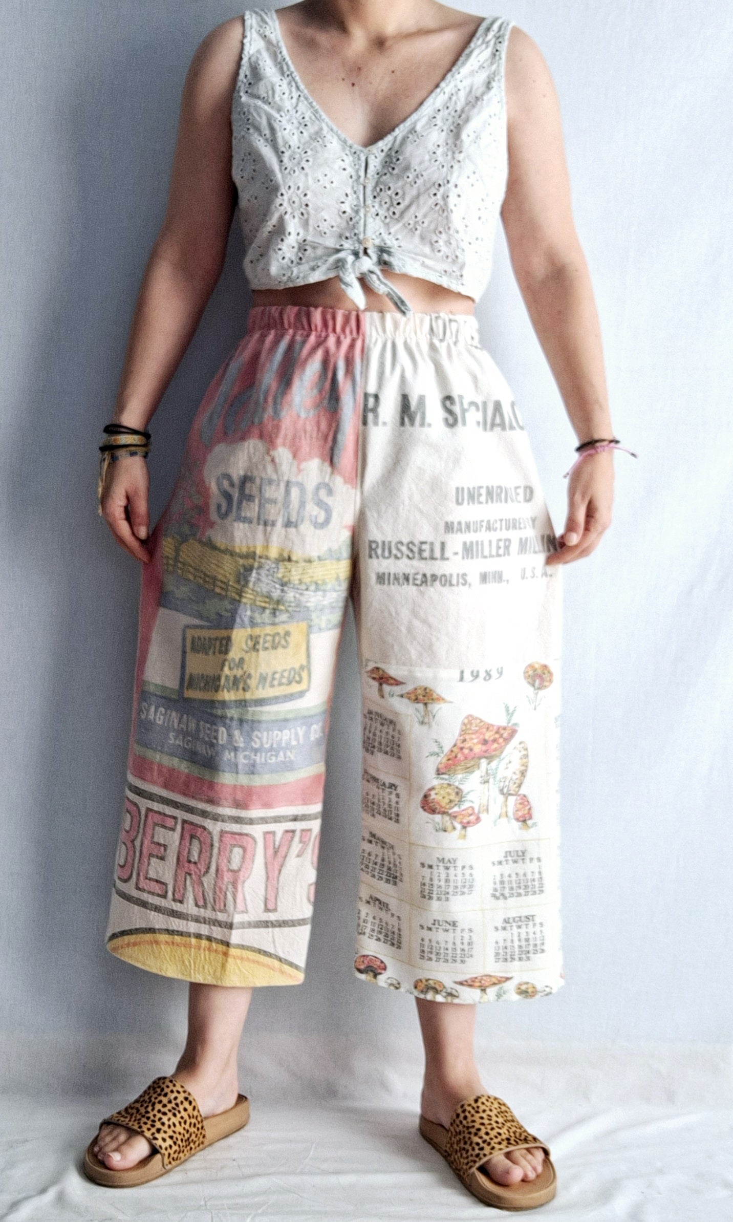 "SPECIAL COOKIE" 🍪 lounge pants. Made with 3 vintage feedsacks and 1 tea towel. FREE SHIPPING