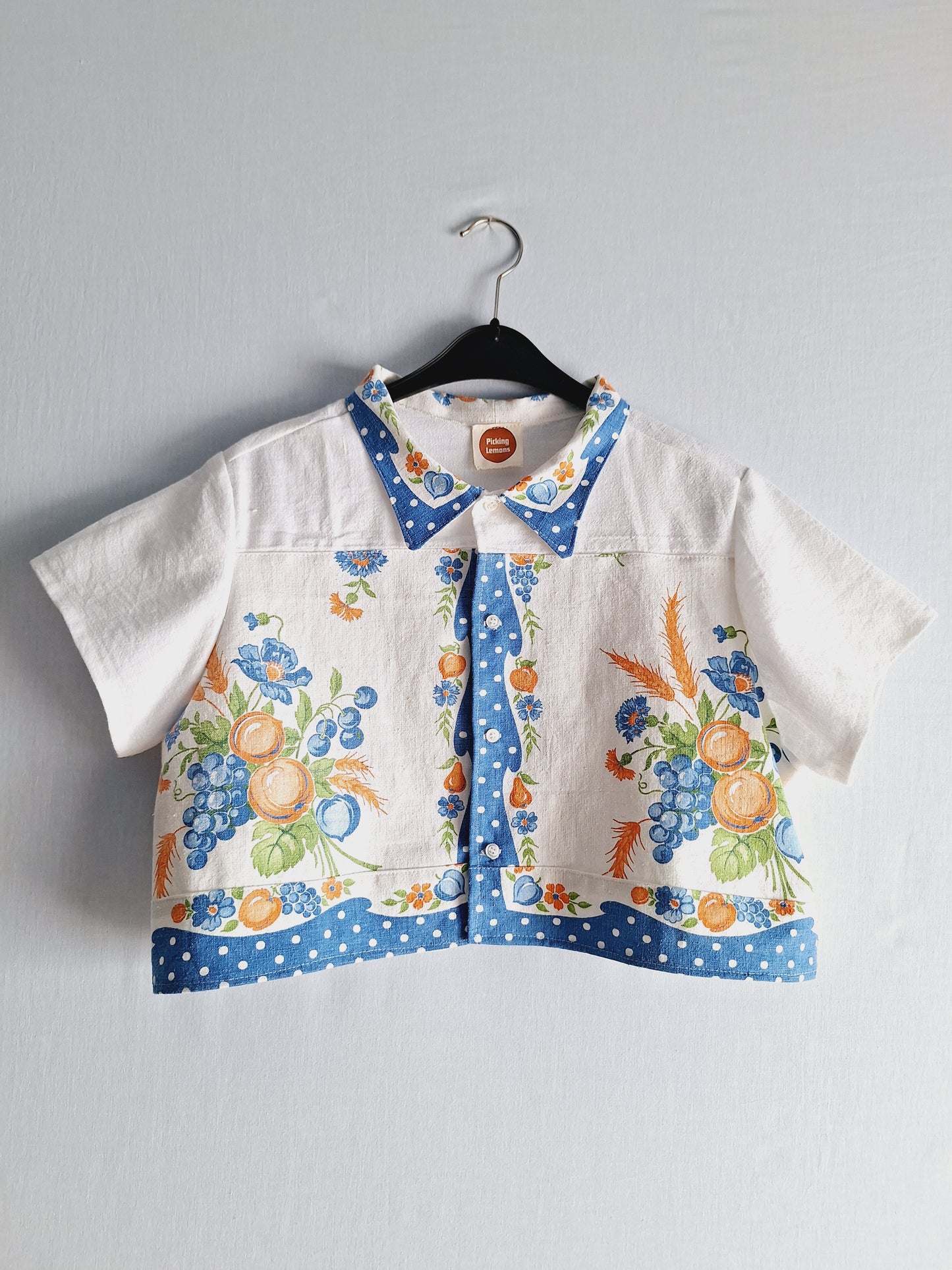 "PEACHES by STARTEX" 🍑 BUTTON UP SHIRT made with vintage tea towel. FREE SHIPPING