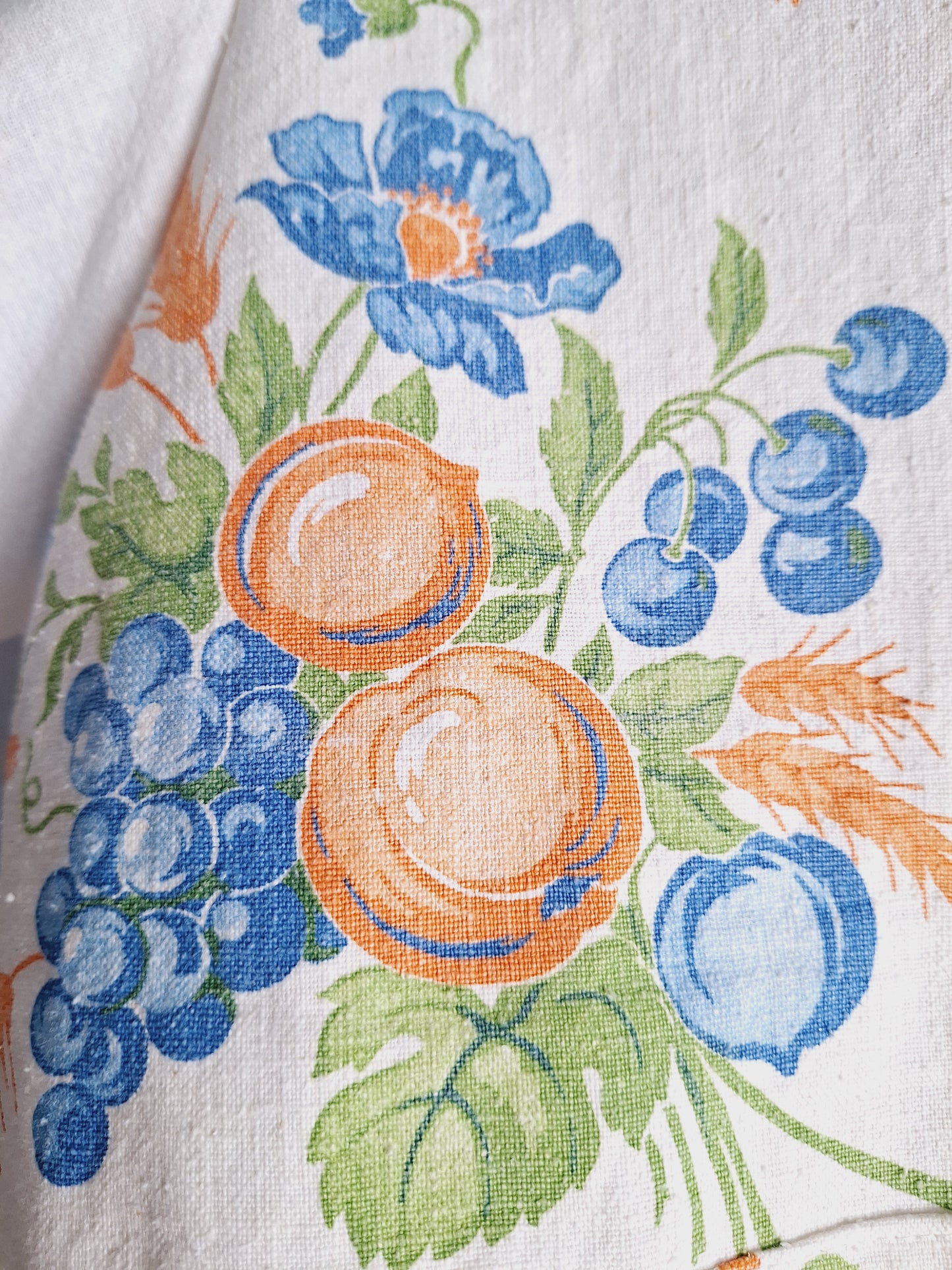 "PEACHES by STARTEX" 🍑 BUTTON UP SHIRT made with vintage tea towel. FREE SHIPPING