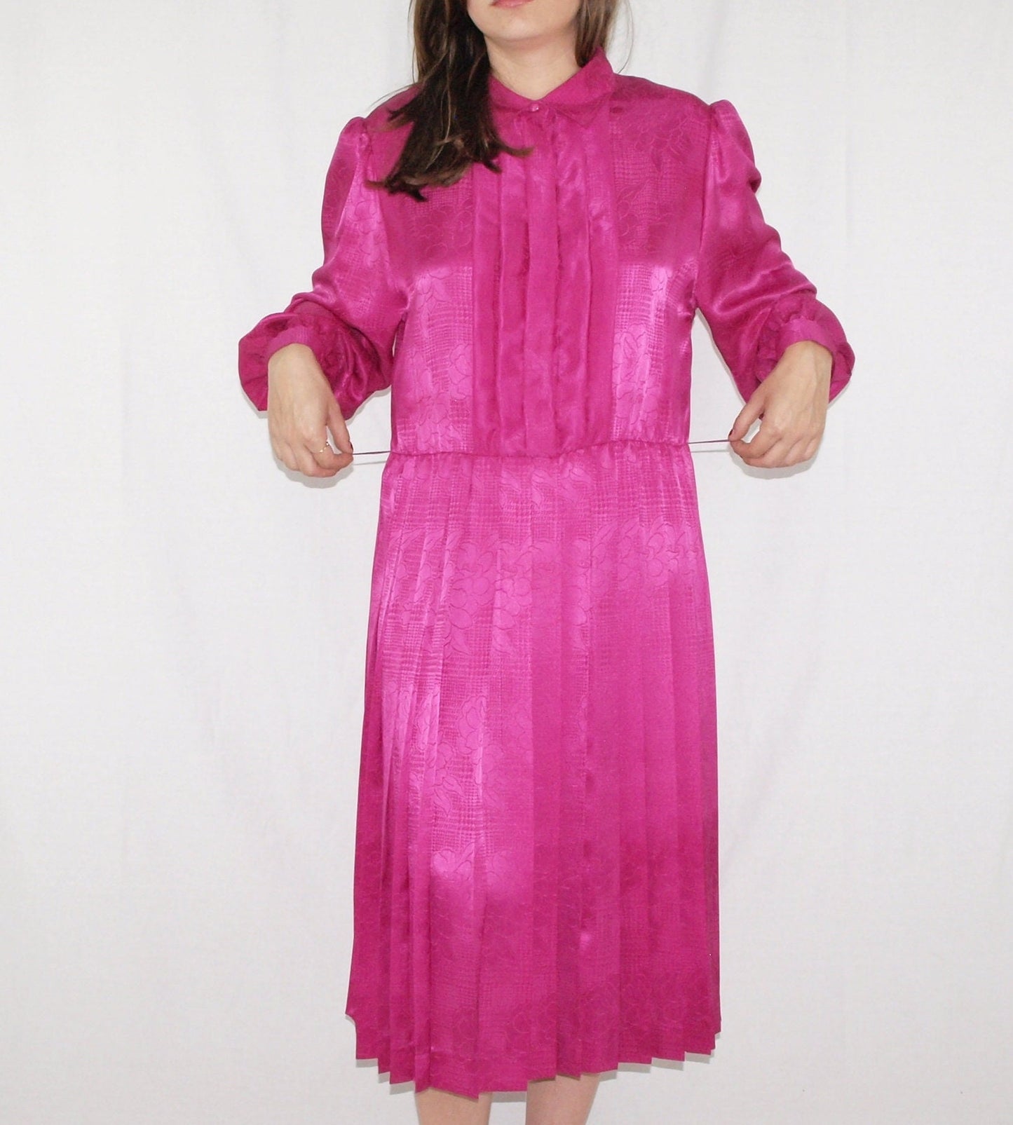 Vintage 60's SECRETARY DRESS made in Spain MAGENTA embossed brocades