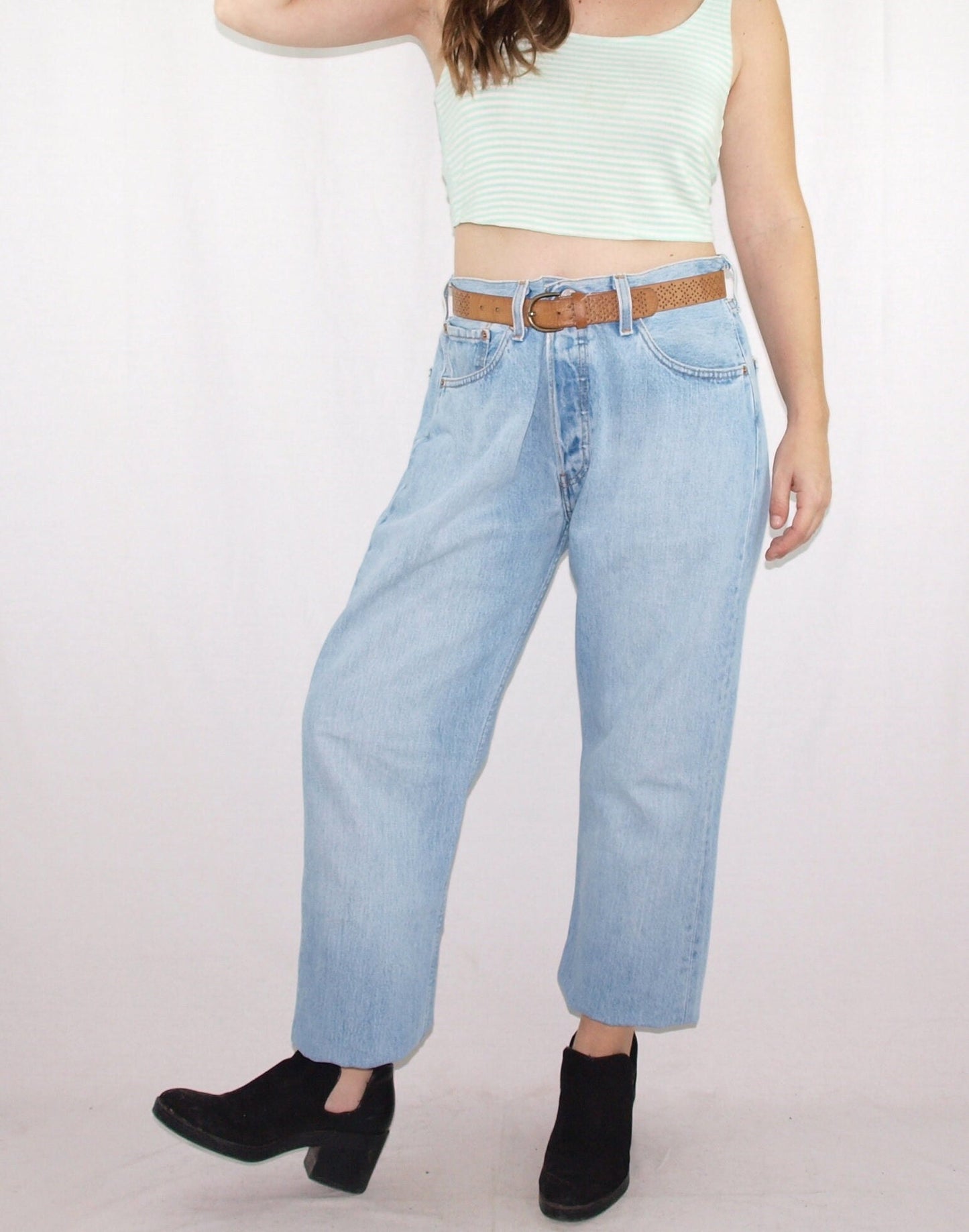 Vintage LEVIS 501 light blue wash PERFECT FADED W33L34